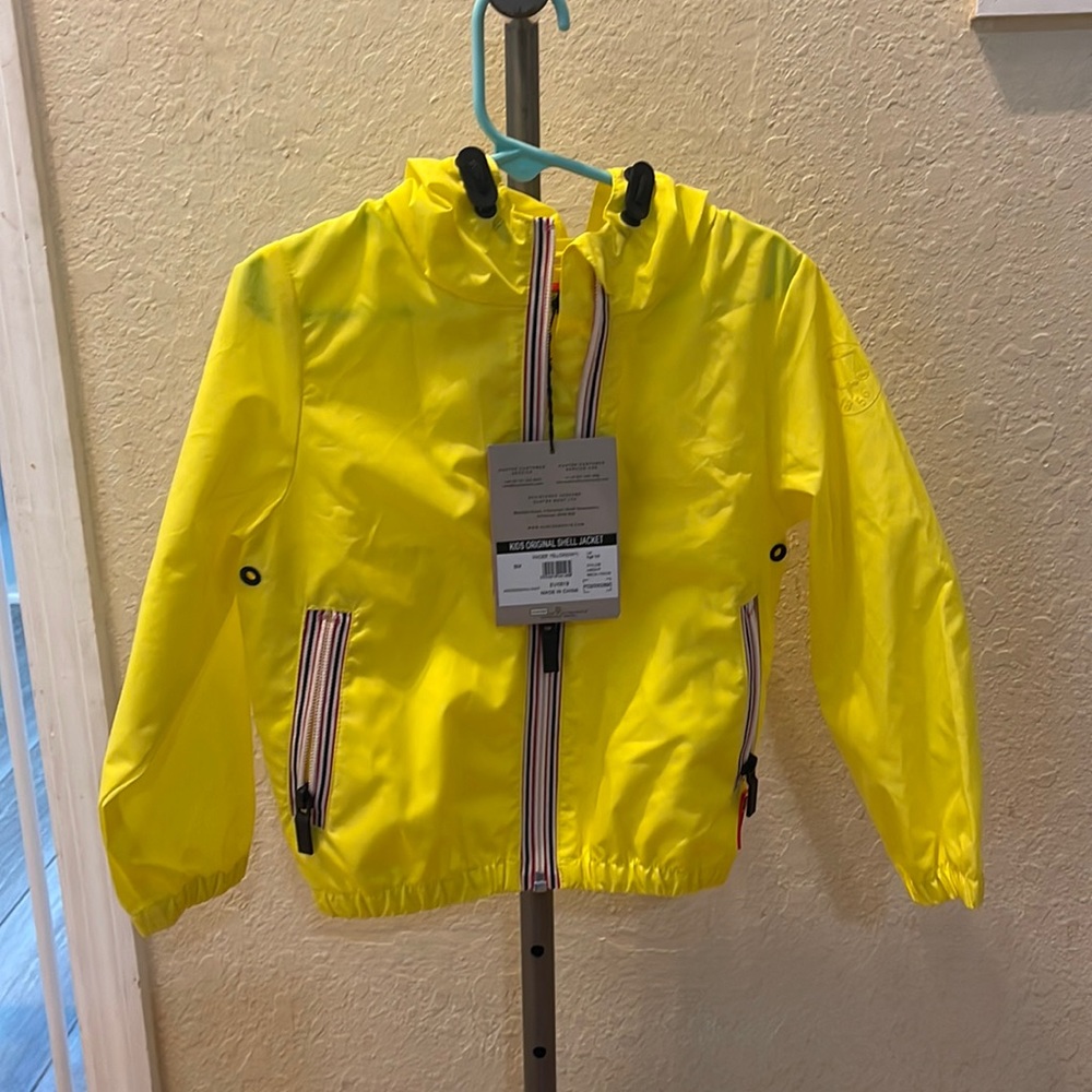 Kids hunter raincoat NWT size 3-4